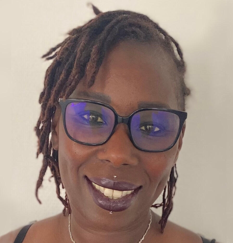 Photo de Habi Soumaré, fondatrice de Valeurs Sociales Parten’air, Essonne (91)